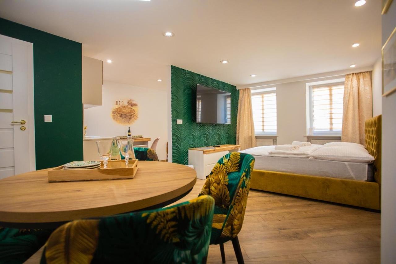 Apartament Ksiazecy Gold Klimatyzacja Boleslawiec  Exteriör bild